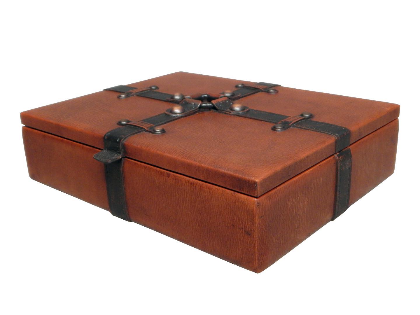 leather box with a cinto desing hardware rivets straps belts